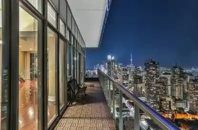 33 Charles Street Unit# 4602 Toronto C08 Ontario M4Y 1R9