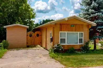 87 SUSSEX Square Georgian Bluffs Ontario N4K 5N5