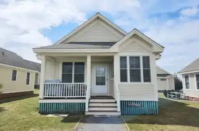 18 Meadow View Lane Prince Edward County Ontario K0K 1P0
