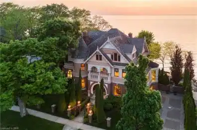 22 Bayview Drive St. Catharines Ontario L2N 4Y4