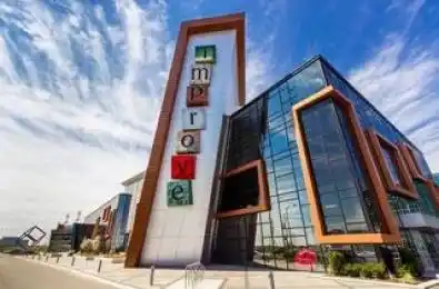 7250 Keele Street Unit# 107 Vaughan Ontario L4K 1Z8