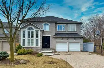 95 Loudon Crescent Vaughan Ontario L4J 8N4
