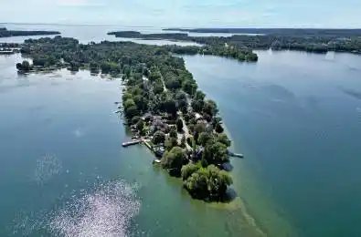 743 Broadview Avenue Orillia Ontario L3V 6P1
