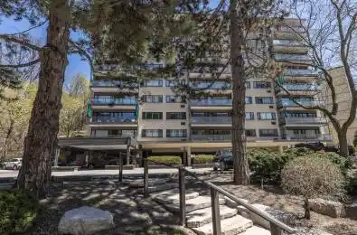 120 Rosedale Valley Road Unit# 201 Toronto C09 Ontario M4W 1P8