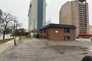 5 Hickory Street Unit# B Waterloo Ontario N2J 4L3