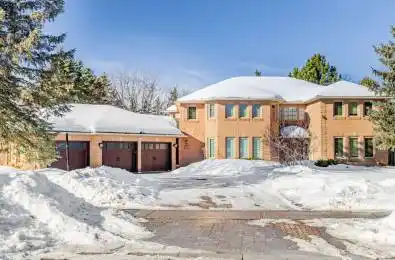 90 Treegrove Circle Aurora Ontario L4G 2J9