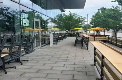 484 Front Street Toronto C08 Ontario M5A 0J1