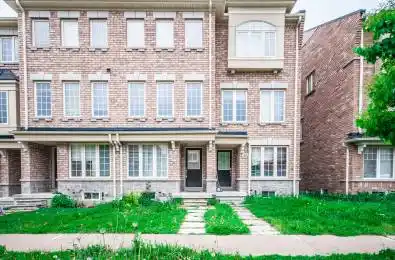 46 Truchard Avenue Markham Ontario L6C 0N2