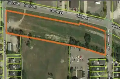 N/A Vine Street St. Catharines Ontario L2R 3X8