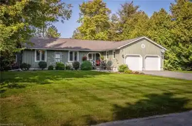 27 GREMIK Crescent South Bruce Peninsula Ontario N0G 2N0