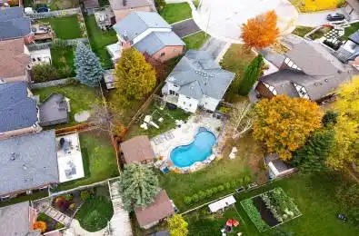 9 Tower Court Bradford West Gwillimbury Ontario L3Z 2V2