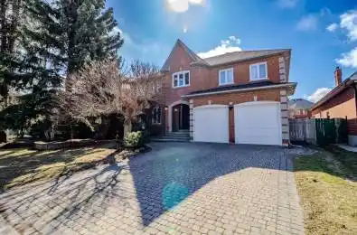 2A Chiltern Hill Richmond Hill Ontario L4B 3B9