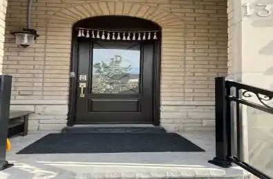 13 Quietbrook Crescent Toronto E11 Ontario M1X 2B2