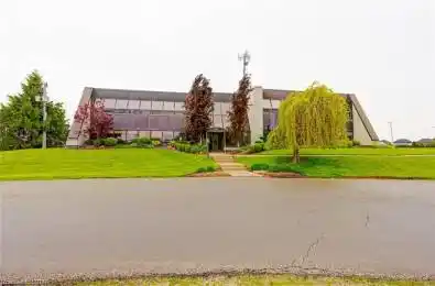 1785 Wonderland Road London North Ontario N6G 5C2