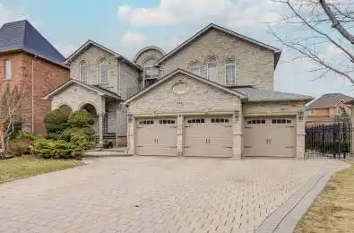 180 Kimber Crescent Vaughan Ontario L4L 9K3