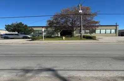 22 LePage Court Toronto W05 Ontario M3J 1Z9