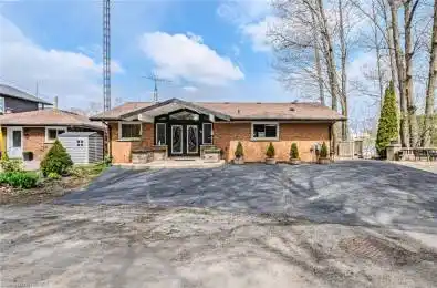 54 Grand Street Norfolk Ontario N0A 1N7