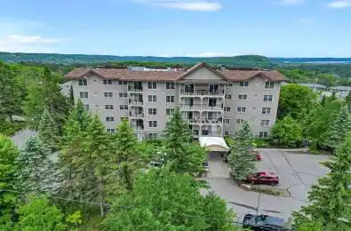 4 Legacy Lane Unit# 208 Huntsville Ontario P1H 2R2