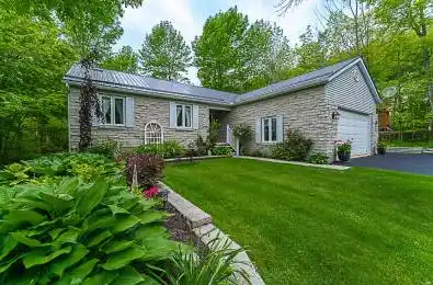 5 15TH Avenue South Bruce Peninsula Ontario N0H 2T0