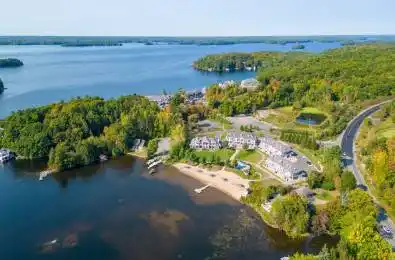 1869 muskoka rd 118 west Road Unit# 16 Bracebridge Ontario P1L 1X1