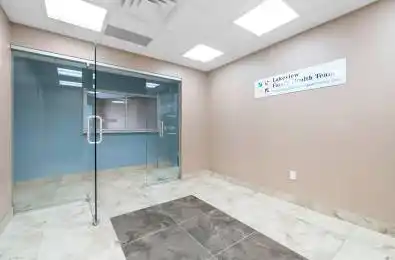30 KING Street Unit# 201 Quinte West Ontario K8V 6B1