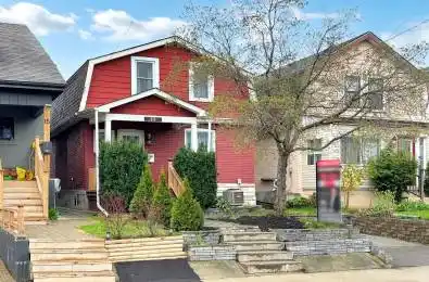 13 Rutherford Avenue Toronto W04 Ontario M6M 2C5