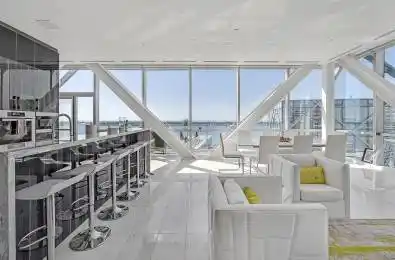 39 Queens Quay Unit# 1401 Toronto C01 Ontario M5E 0A4