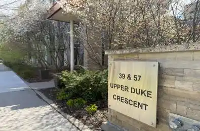 39 Upper Duke Crescent Unit# 503 Markham Ontario L6G 0B8