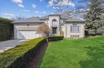 1749 Chesbro Court Mississauga Ontario L5H 4H3