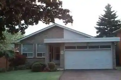 33 Patina Drive Unit# Lower Toronto C15 Ontario M2H 1R2