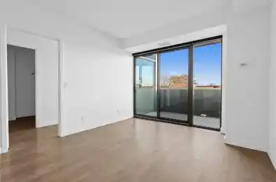 109 Vaughan Road Unit# 403 Toronto C03 Ontario M6C 0B1