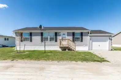 9 Hickory Hollow Haldimand Ontario N0A 1L0