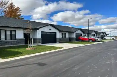 282 Main Street Unit# 9 Southwest Middlesex Ontario N0L 1M0