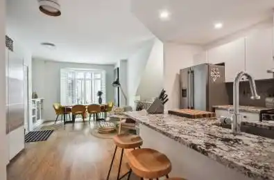 11 Niagara Street Unit# 12 Toronto C01 Ontario M5V 3N9