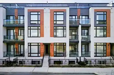 2 Steckley House Lane Unit# 922 Richmond Hill Ontario L4S 0N4