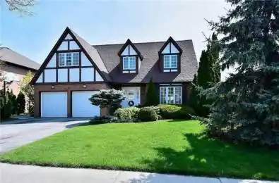 33 Ashfield Drive Richmond Hill Ontario L4E 2L6