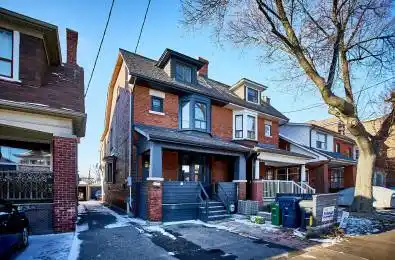 216 Oakwood Avenue Toronto C03 Ontario M6E 2V4