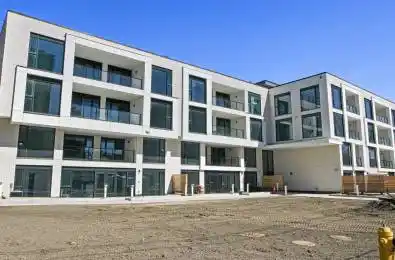 200 Keewatin Avenue Unit# 306 Toronto C10 Ontario M4P 1Z8