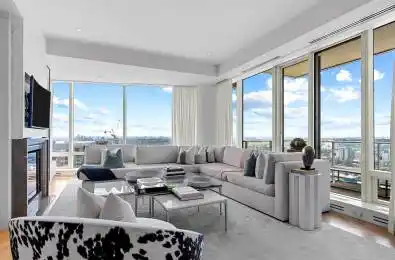 180 University Avenue Unit# 5203 Toronto C01 Ontario M5H 0A2