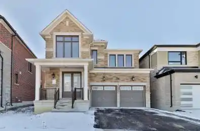 18 Berczy Manor Crescent Markham Ontario L6C 3M2