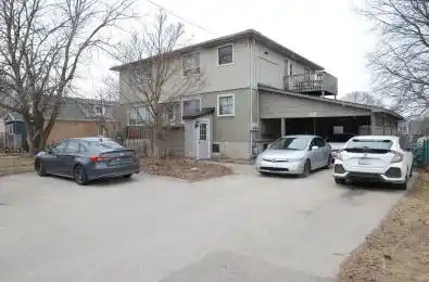 68 CAMPBELL Avenue Barrie Ontario L4N 2T4