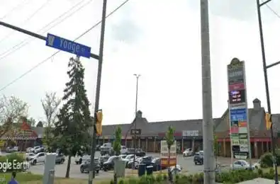 16715 Yonge Street Unit# 8 Newmarket Ontario L3X 1X4