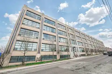 1001 Roselawn Avenue Unit# 318 Toronto W04 Ontario M6B 4M4