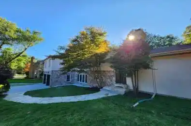 54 Plymbridge Road Toronto C12 Ontario M2P 1A3