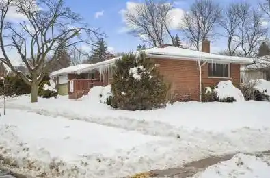 201 Fenn Avenue Toronto C12 Ontario M2P 1Y1
