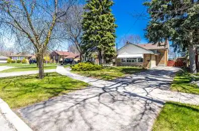 30 Mendip Crescent Unit# Upper Toronto E04 Ontario M1P 1Y4