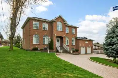 10 Freeman Road Toronto W04 Ontario M6M 4E6