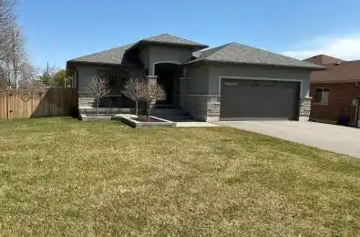 18 Lakewood Crescent Quinte West Ontario K8V 5P4