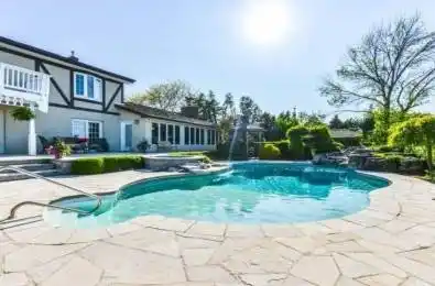 8 Lakeshore Drive Hamilton Ontario L8E 5C6