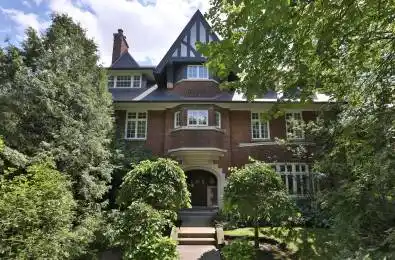 15 Elm Avenue Unit# Main 1 Toronto C09 Ontario M4W 1M9